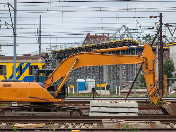 铁路建设
